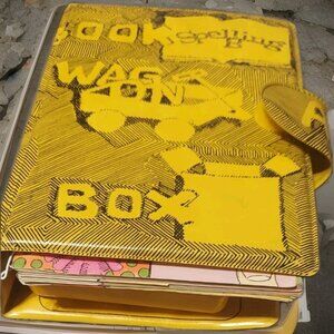 Vintage Texas Instruments Spelling B Spelling bee calculator‎ & book in case